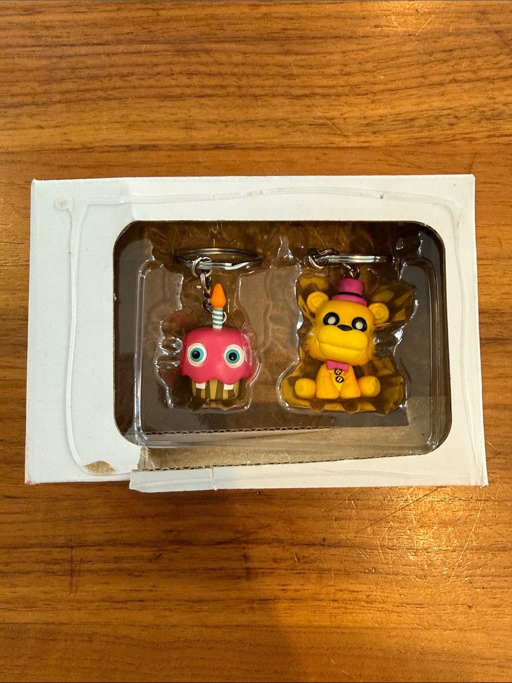 Golden Freddy & Cupcake keychains Funko Pocket Pop! Five Nights at Freddy's